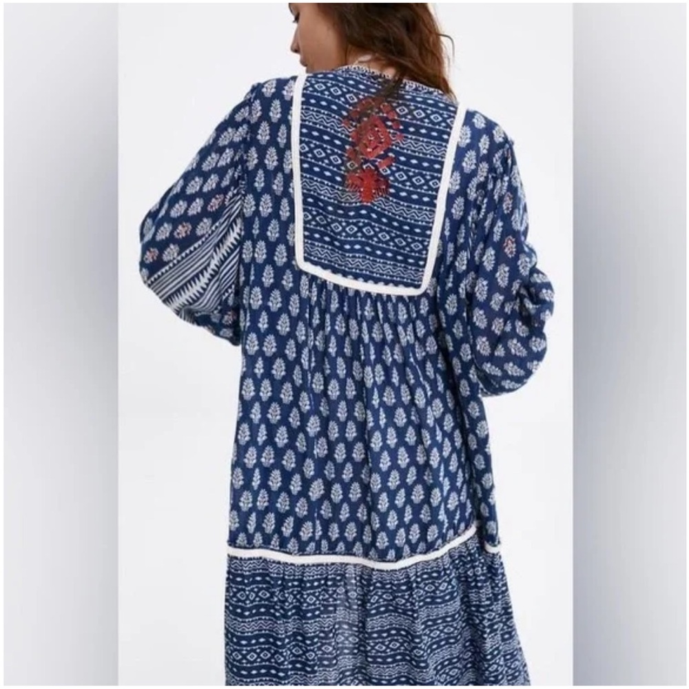 Zara Kimono with Bishop Sleeves - Picture 3 of 5